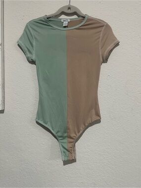 Rue21 Two-Tone Mint Green and Tan Bodysuit